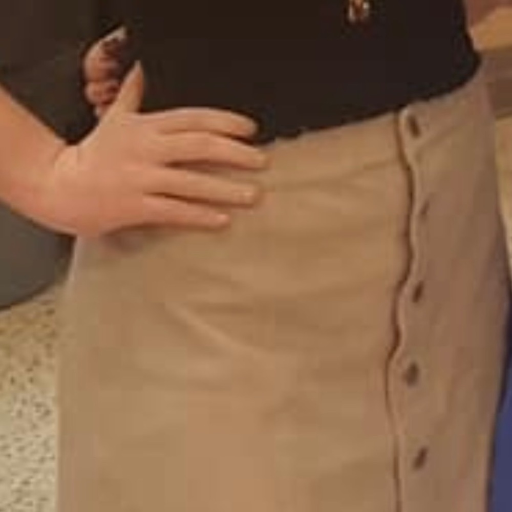 Express Velvet Soft Skirt - Picture 6 of 6